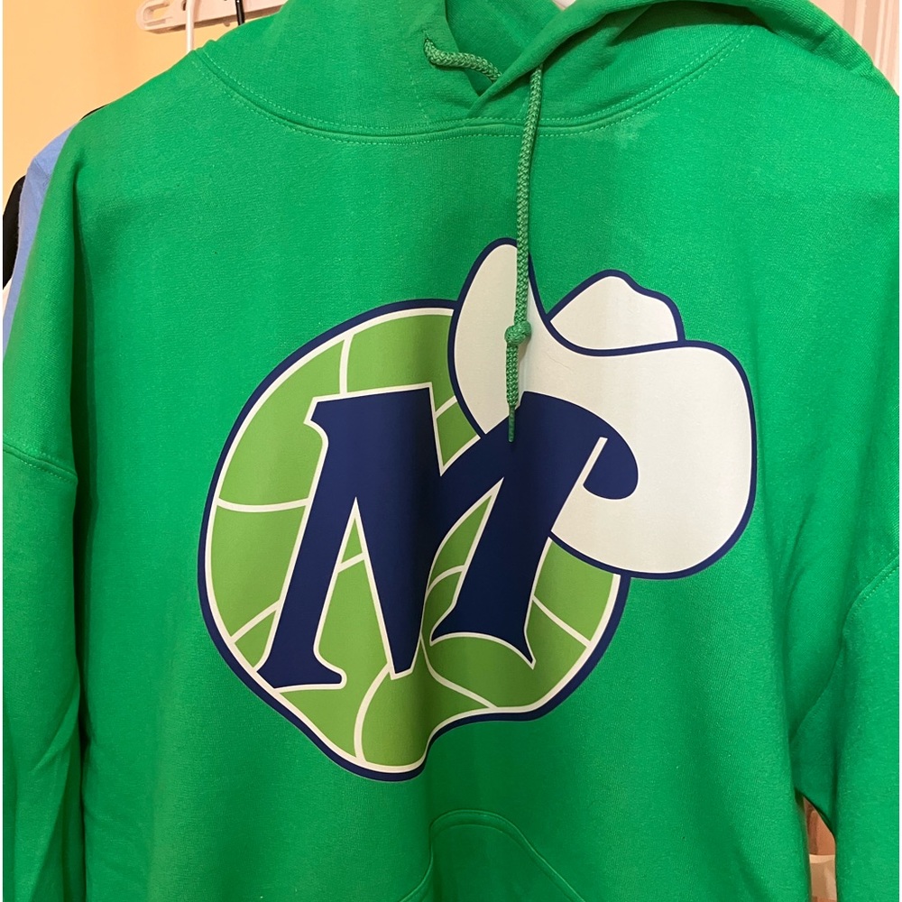 Dallas Mavericks Hoodie